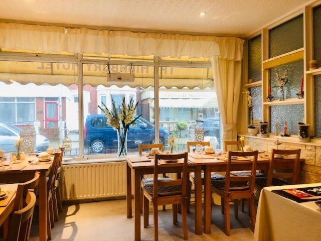 Highbury Hotel Блекпул Екстериор снимка